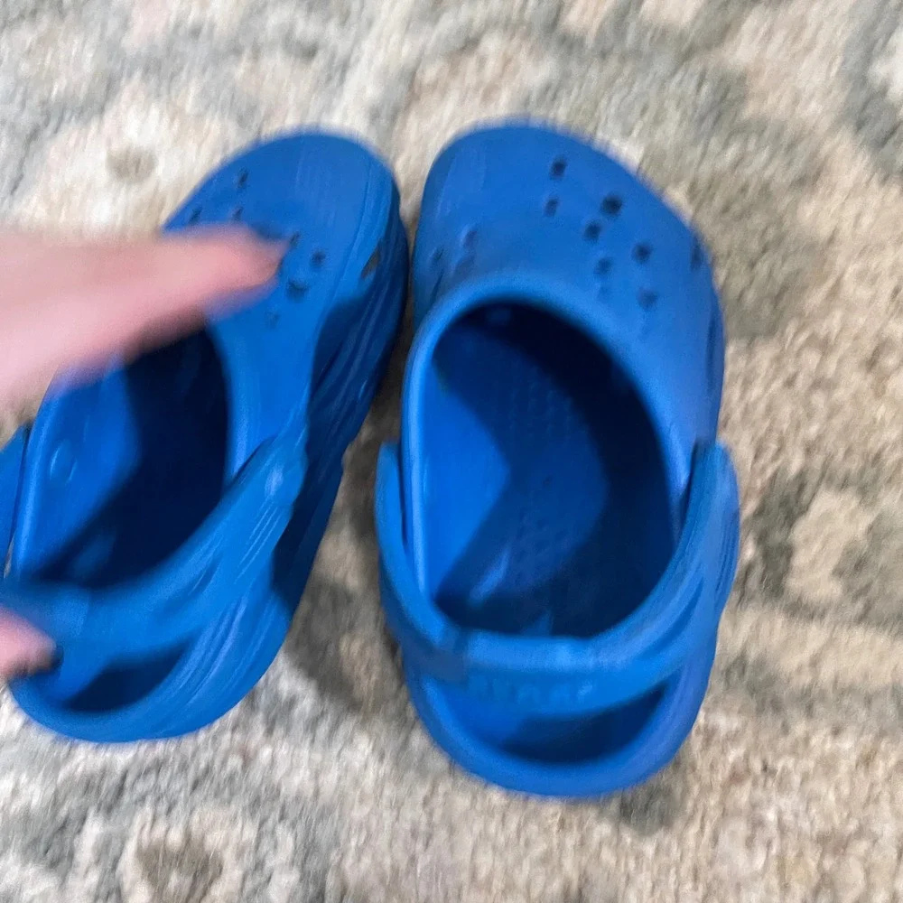 Crocs‎ Toddler Size C10 Boy Baya Clogs Slip-On Blue Pool Hiking Sandal Water